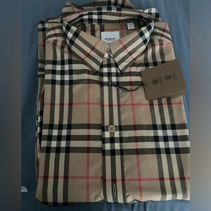 100%authentic Burberry checked dress shirt NWT large